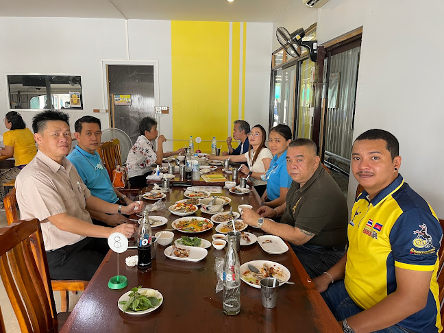 ข้าวแกงเจ๊จวบ ร้านใหม่ by อุ้ม & โจ้ - อำเภอเมืองจันทบุรี