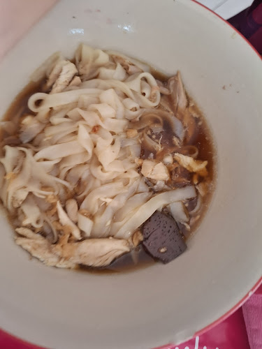 ข้าวมันไก่ ก๋วยเตี๋ยว​ไก่ ​พะเยารสเด็ด​ (สูตรไหหลำ) - อำเภอเมืองพะเยา
