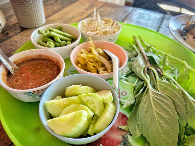 ข้าวแกงปักษ์ใต้ - อำเภอเมืองระยอง