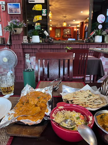 Highway Curry - Authentic Indian | Thai | Vegan | Kata, Phuket - การบริการอาหารและที่พัก