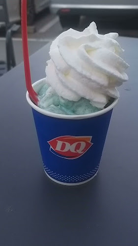 Opinii despre Dairy Queen PTT Muang Thong (แดรี่ควีนปตท.เมืองทอง) în อำเภอปากเกร็ด - การบริการอาหารและที่พัก