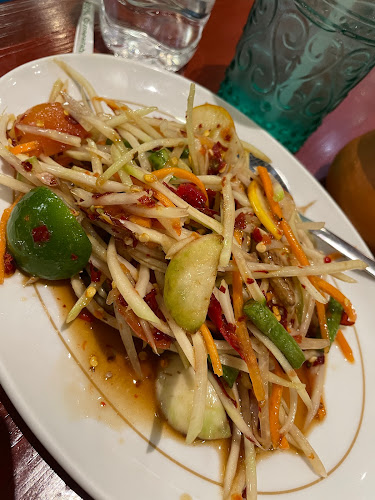 IS AN อีสแอน som-tum cafe เมืองทองธานี - การบริการอาหารและที่พัก