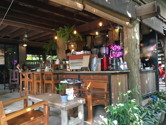 379 Drip กาแฟเรียบง่ายใต้ถุนบ้านเลขที่ 379 - อำเภอเมืองสุโขทัย