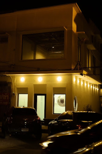 Fomo Barr - อำเภอเมืองพิษณุโลก