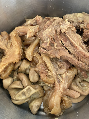 ร้าน นาย.ป เนื้อตุ๋น - การบริการอาหารและที่พัก