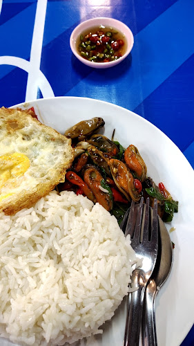 Opinii despre ครัวรัศมี ทะเลซีฟู้ด ยำลืมผัว ไอเลิฟกระเพราะ ส้มตำโคราช în อำเภอเมืองพิษณุโลก - การบริการอาหารและที่พัก