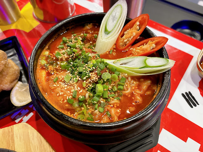 คอมเบโพจา GeonbaePocha Korean Restaurant