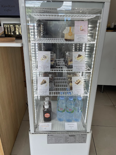 KenKen Coffee - การบริการอาหารและที่พัก