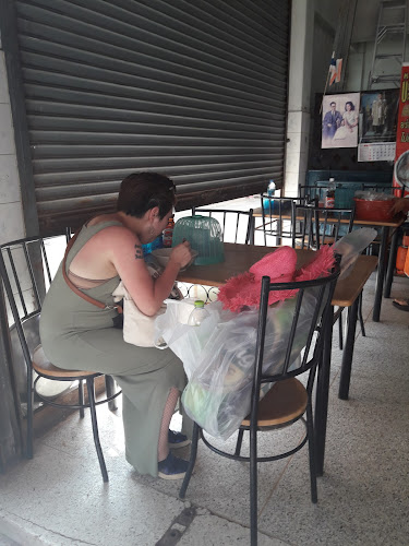 Comentarii opinii despre โรจน์โภชนา