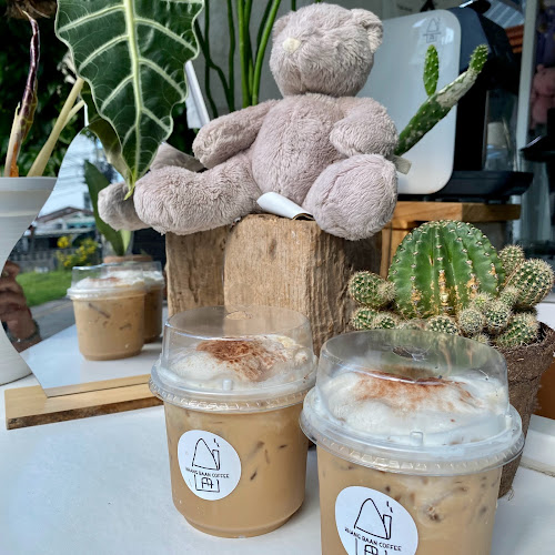 ข้างบ้านคอฟฟี่