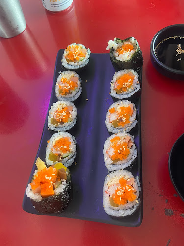 คอมเบโพจา GeonbaePocha Korean Restaurant - การบริการอาหารและที่พัก