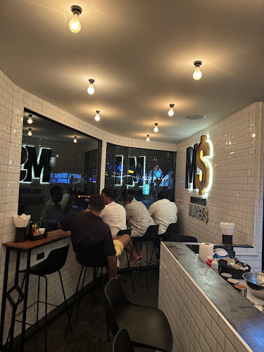 Millionaire Burgers (Laguna) - อำเภอถลาง