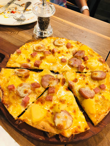 The Pizza Company - การบริการอาหารและที่พัก