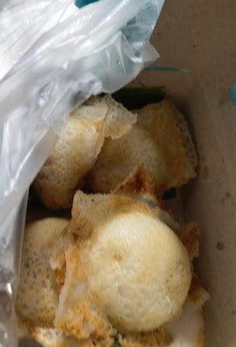 ลุงแว๊ป ขนมครกทรงเครื่อง - การบริการอาหารและที่พัก