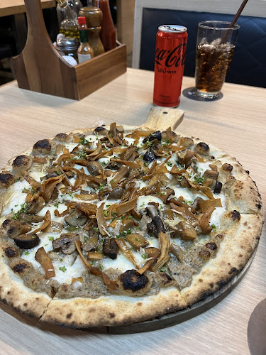 สกูซี่ Wood-Fired Pizza เซ็นทรัลแจ้งวัฒนะ - อำเภอปากเกร็ด