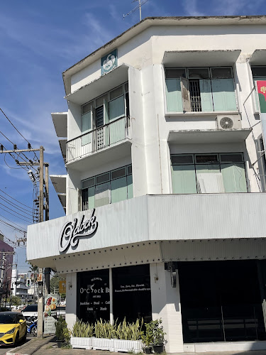 Oclock Bar