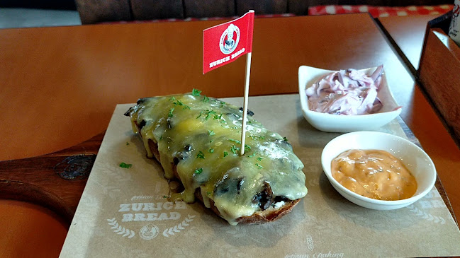 Opinii despre Zurich Bread Cafe în อำเภอบางละมุง - การบริการอาหารและที่พัก