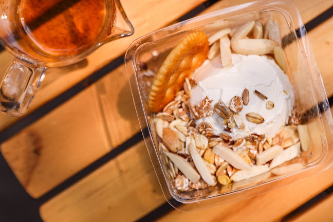 Comentarii opinii despre RAW COFFEE ROASTER x BAKER