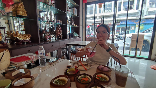 ร้าน ซุ่นฮะฮวด ติ่มซำ น้ำชา - การบริการอาหารและที่พัก