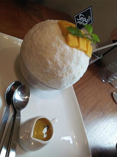 โซลมายด์ อุดรธานี - การบริการอาหารและที่พัก