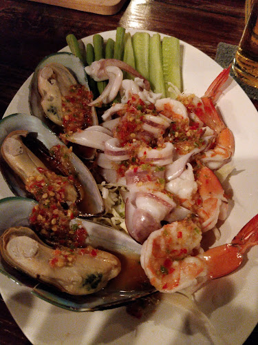 ร้านฝากจันทร์