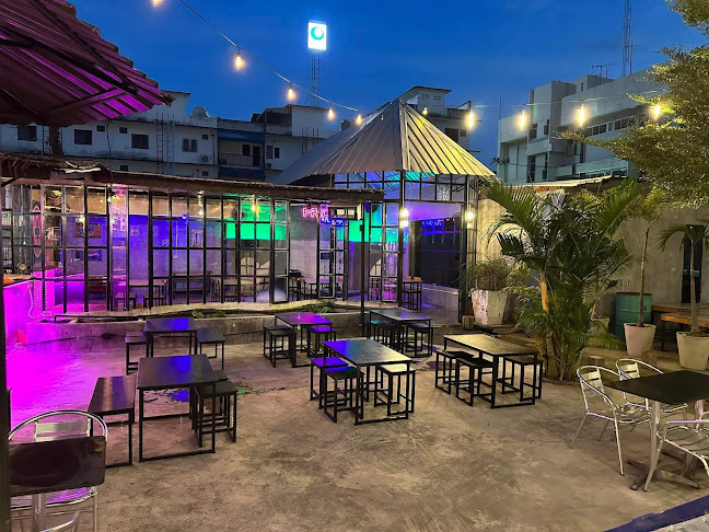 Friday คืนวันสุข พัทยา