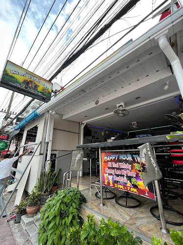 Kiwi Thai Bar - การบริการอาหารและที่พัก