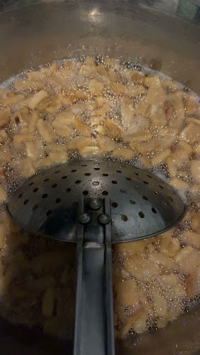 Opinii despre ก๋วยเตี๋ยวแห้งโบราณ สาขา ตลาดใหญ่มากมาร์เก็ต จอมเทียน în เมือง - การบริการอาหารและที่พัก