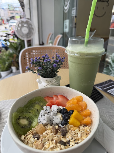 Opinii despre Morning Mood Cafe Phuket în อำเภอกะทู้ - การบริการอาหารและที่พัก