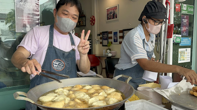 Comentarii opinii despre ขนมโอชิน โคราช