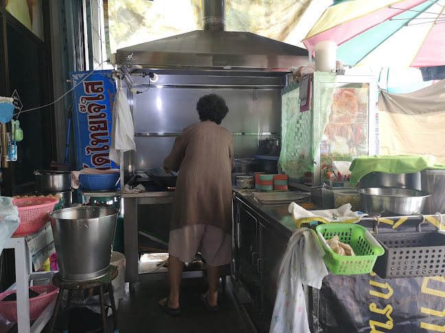 ผัดไทยเจ๊ใส