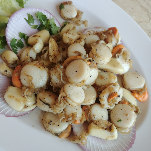 Opinii despre มุมอร่อย สาย 3 มหาชัยซีฟู๊ด în อำเภอบางละมุง - การบริการอาหารและที่พัก