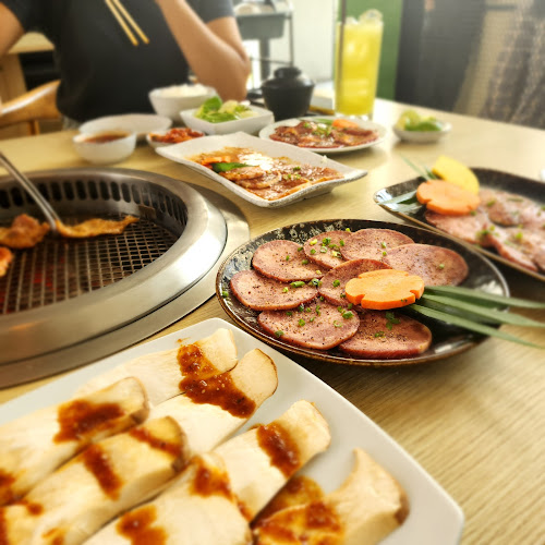 Grillicious Japanese BBQ - การบริการอาหารและที่พัก