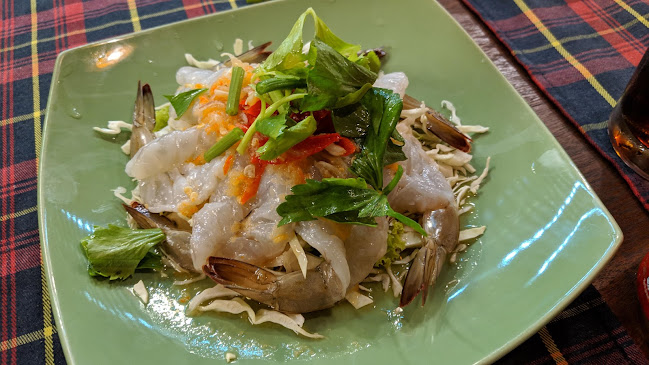 Opinii despre Blue Lagoon Thai & Seafood Restaurant în อำเภอถลาง - การบริการอาหารและที่พัก