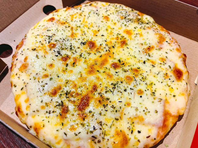 Opinii despre Thanya Pizza în อำเภอเมืองนนทบุรี - การบริการอาหารและที่พัก