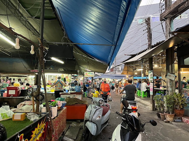 Opinii despre ตลาดซุ้ย în อำเภอเมืองจันทบุรี - การบริการอาหารและที่พัก