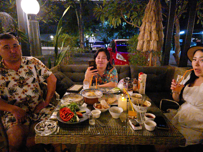 Opinii despre Caravan în อำเภอบางละมุง - การบริการอาหารและที่พัก