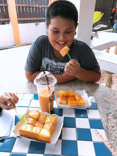 Cha Ta-BeE ชาตาบี - การบริการอาหารและที่พัก