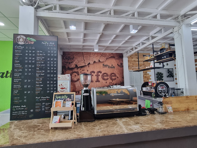 Cafe Station - การบริการอาหารและที่พัก