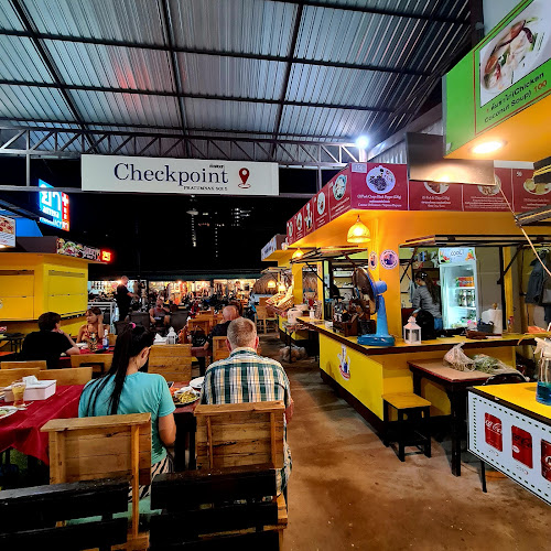 พระตำหนัก 5 เมืองพัทยา อำเภอบางละมุง ชลบุรี 20150