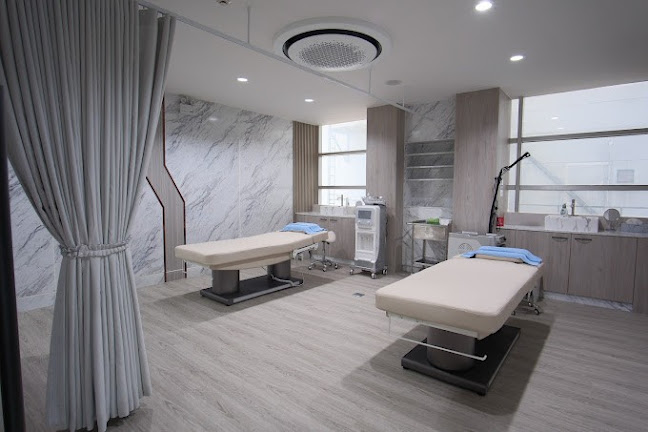 Bluebell Café - การบริการอาหารและที่พัก