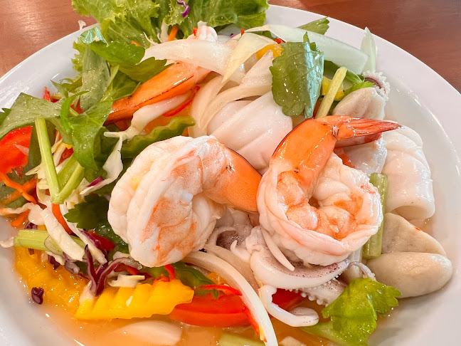 Chokchai Kitchen Jomtien - การบริการอาหารและที่พัก