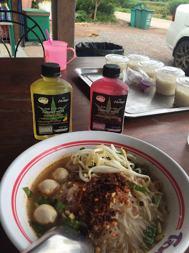 ร้านก๋วยเตี๋ยวแม่สาท (เคยขายอยู่ตลาดพัฒนา)​
