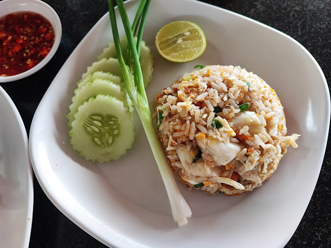 มุมอร่อย สาขานาเกลือ - การบริการอาหารและที่พัก