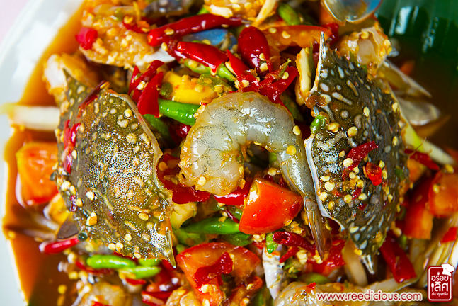 Opinii despre ส้มตำค้ำคูณ จอมเทียน พัทยา în อำเภอบางละมุง - การบริการอาหารและที่พัก