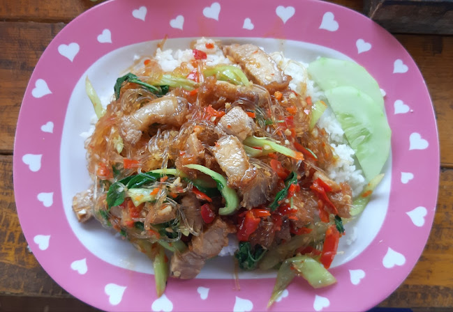 ก๋วยเตี๋ยวอร่อยม่อร้อง - อำเภอเมืองนครราชสีมา