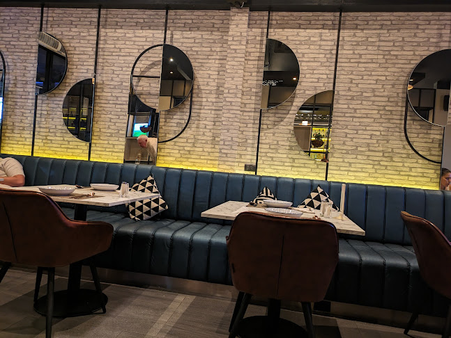 ลา พิคโคล่า คาเฟ่ แอนด์ เรสเตอรรอง - อำเภอกะทู้