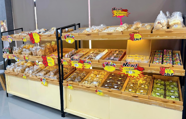 ปังสวรรค์ เบเกอรี่ - การบริการอาหารและที่พัก