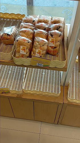 Opinii despre ดูแปงเบเกอรี่โฮม în อำเภอเมืองพิษณุโลก - การบริการอาหารและที่พัก