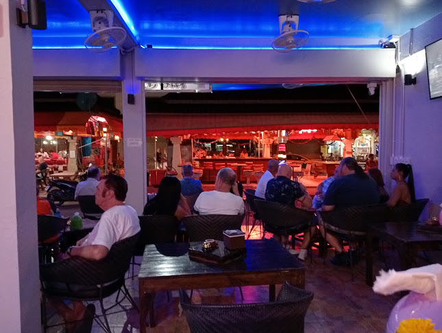 The Doctors bar - อำเภอบางละมุง